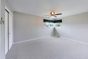 7630 Beckwith Rd, Morton Grove, IL 60053 - Photo 18