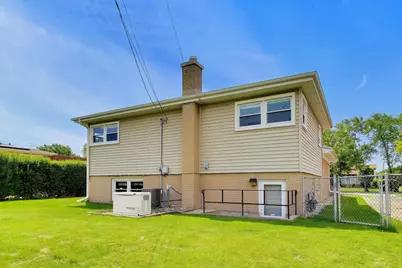 7630 Beckwith Road, Morton Grove, IL 60053 - Photo 30