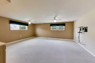 7630 Beckwith Road, Morton Grove, IL 60053 - Photo 24