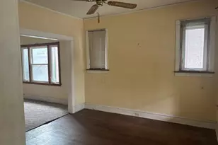 1028 Thomas Ave, Forest Park, IL 60130 - Photo 8