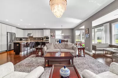 2832 Chevy Chase Lane, Naperville, IL 60564 - Photo 6