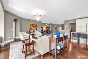 2832 Chevy Chase Ln, Naperville, IL 60564 - Photo 4