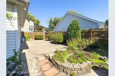 8636 40th Street, Lyons, IL 60534 - Photo 40
