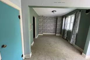 754 S Oakland Ave, Decatur, IL 62522 - Photo 8