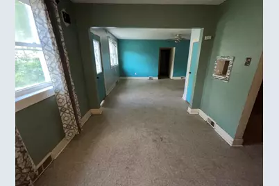 754 S Oakland Avenue, Decatur, IL 62522 - Photo 10