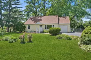 1330 S Wayside Dr, Villa Park, IL 60181 - Photo 2