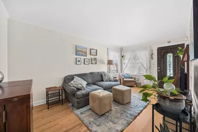 4906 W Argyle Street, Chicago, IL 60630 - Photo 2