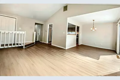1254 Ballantrae Place #D, Mundelein, IL 60060 - Photo 4
