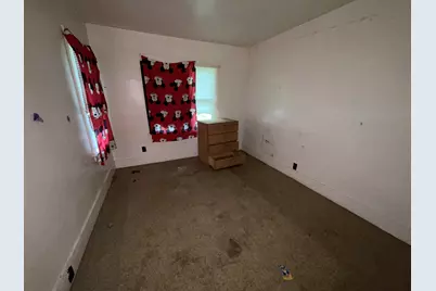 552 W Center Street, Decatur, IL 62526 - Photo 24