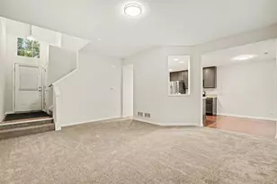 608 Hawley Dr, Oswego, IL 60543 - Photo 4