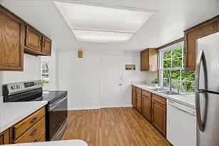 619 Westchester Blvd, Westchester, IL 60154 - Photo 8