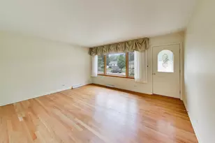 309 Wisconsin Dr, Des Plaines, IL 60016 - Photo 8
