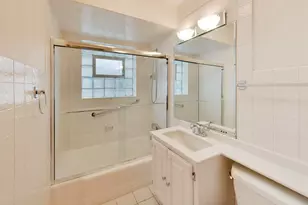 309 Wisconsin Dr, Des Plaines, IL 60016 - Photo 24