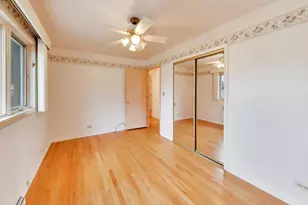 309 Wisconsin Dr, Des Plaines, IL 60016 - Photo 18