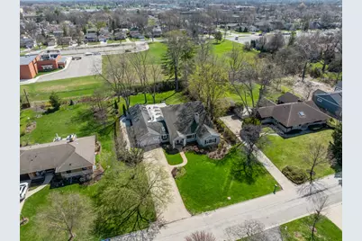 819 S Beverly Lane, Arlington Heights, IL 60005 - Photo 4