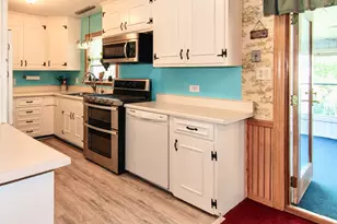 15526 S Scott Dr, Lockport, IL 60441 - Photo 8