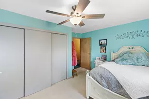 205 N Park St, Milford, IL 60953 - Photo 10
