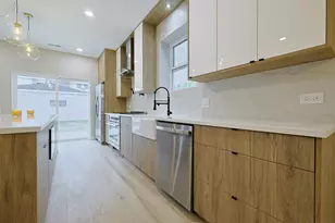 308 N Lockwood Ave, Chicago, IL 60644 - Photo 8