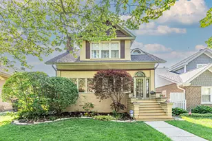 10520 S Hamilton Ave, Chicago, IL 60643 - Photo 1