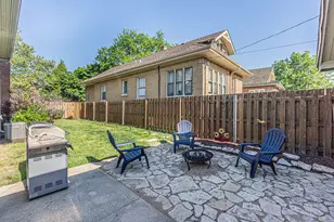 10520 S Hamilton Ave, Chicago, IL 60643 - Photo 28