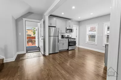 5010 W Newport Avenue, Chicago, IL 60641 - Photo 16