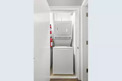 375 W Erie Street #604, Chicago, IL 60654 - Photo 24
