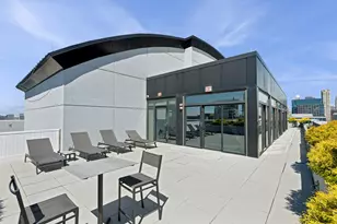 375 W Erie St, Chicago, IL 60654 - Photo 34