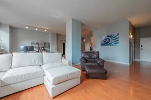 600 S Dearborn St, Chicago, IL 60605 - Photo 4