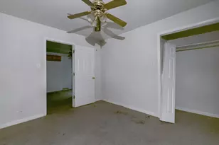 703 W 116th St, Chicago, IL 60628 - Photo 10