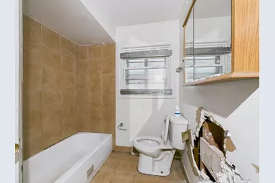 703 W 116th Street, Chicago, IL 60628 - Photo 8