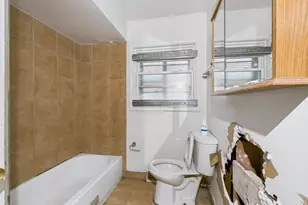 703 W 116th St, Chicago, IL 60628 - Photo 8