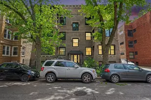 857 W Ainslie St, Chicago, IL 60640 - Photo 1