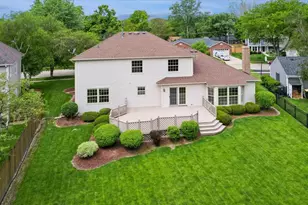 116 Northampton Dr, Oswego, IL 60543 - Photo 2