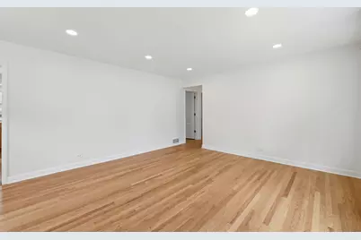 146 S Fremont Street, Palatine, IL 60067 - Photo 2