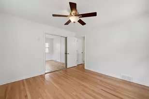 146 S Fremont St, Palatine, IL 60067 - Photo 16