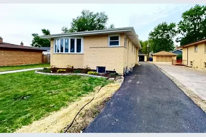 5544 Oakdale Drive, Oak Lawn, IL 60453 - Photo 2