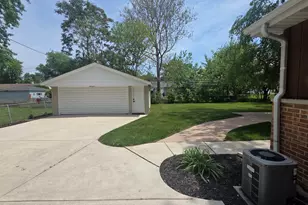 [Address not provided], Oak Lawn, IL 60453 - Photo 40