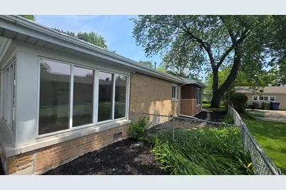 [Address not provided], Oak Lawn, IL 60453 - Photo 4