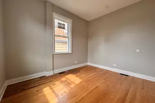 2430 S 57th Ave, Cicero, IL 60804 - Photo 12