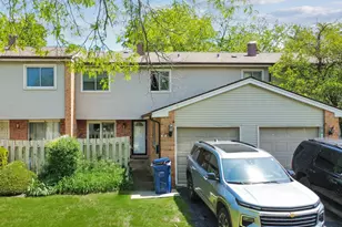 872 Greenbriar Ln, University Park, IL 60484 - Photo 1