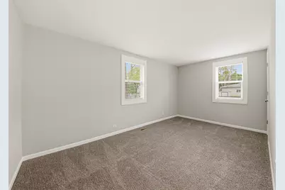 120 Adobe Circle, Carpentersville, IL 60110 - Photo 8