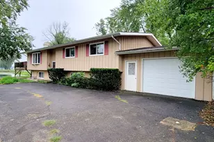 41511 N Country Club Dr, Antioch, IL 60002 - Photo 24