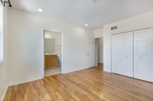 934 W Cuyler Ave, Chicago, IL 60613 - Photo 10