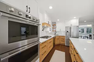 6057 N Tripp Ave, Chicago, IL 60646 - Photo 10