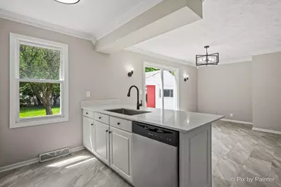 604 Rome Avenue, Rockford, IL 61107 - Photo 6