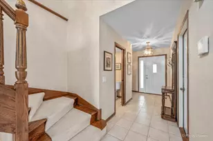 65 Country Club Dr, Bloomingdale, IL 60108 - Photo 8