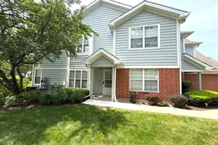 258 Odlum Ct, Schaumburg, IL 60194 - Photo 1