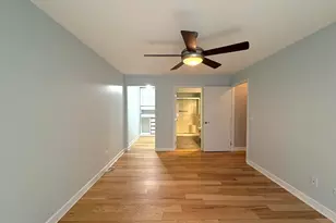 258 Odlum Ct, Schaumburg, IL 60194 - Photo 8