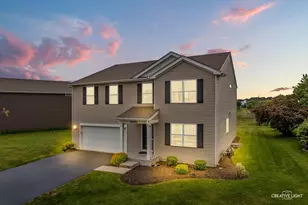 2951 Grande Trail, Yorkville, IL 60560 - Photo 1