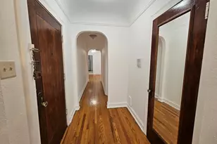 2454 W Catalpa Ave, Chicago, IL 60625 - Photo 8